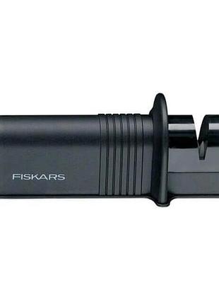 Точилка для топоров и ножей fiskars solid 1026797