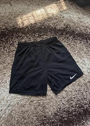 Шорти nike dri fit adidas puma худі штани
