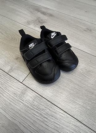 Дитячі шкіряні кросівки nike pico 5 (оригінал) – розмір 22