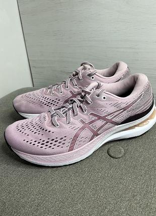 Кросівки asics gel-kayano28