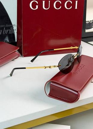 Окуляри gucci темні лінзи золота з чорним оправа