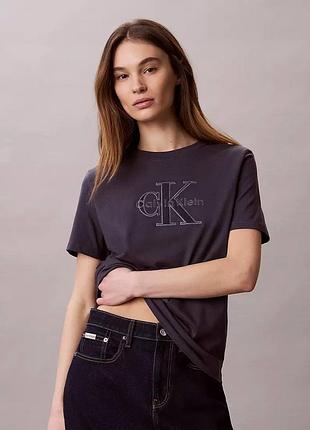 Жіноча футболка calvin klein