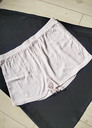 Пижамные шортики домашние от бренда tommy hilfiger