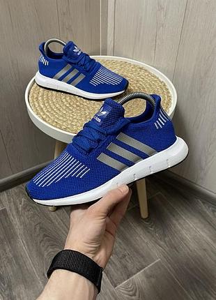Жіночі кросівки adidas swift run j 37р.