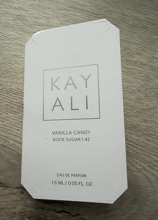 Kayali vanilla candy - фірмовий пробник парфумованої води