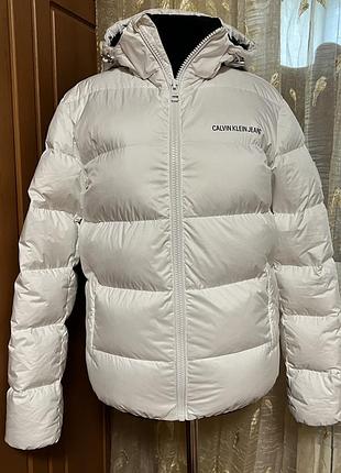Calvin klein jeans  пуховик 70% качиний пух