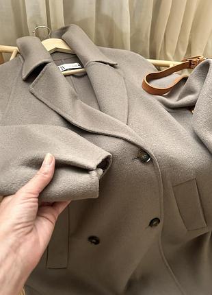 Пальто из шерсти лимитированная коллекция от zara.