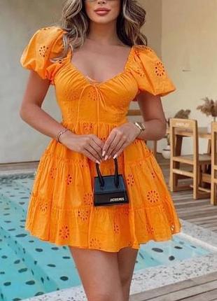 Сукня з прошви у стилі zara