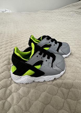 Кросівки дитячі nike 18,5