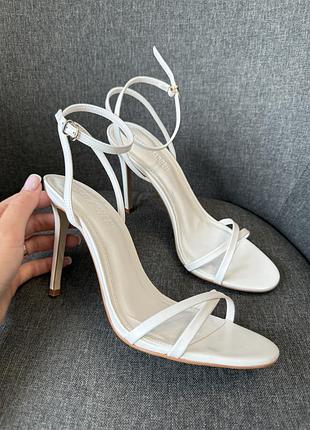 Шкіряні босоніжки на підборах steve madden 38 38.5розмір