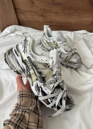 Nike v2k run metallic silver white