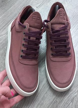 Жіночі кросівки filling pieces