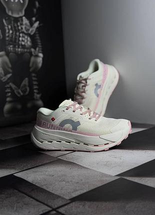 On cloudultra 3 white/pink