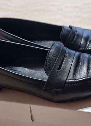Лоферы, туфли lardini