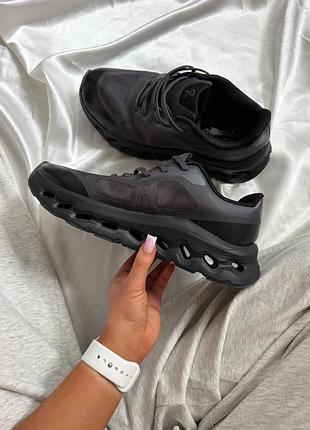 Loewe on cloudtilt black