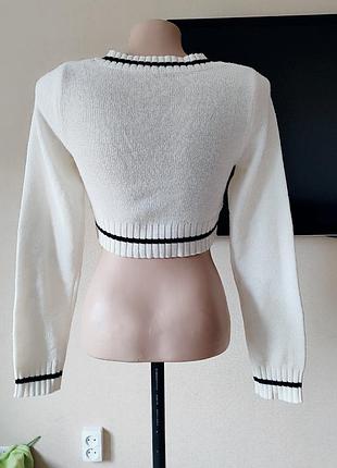 Белый кроп-свитер h&amp;m 5
