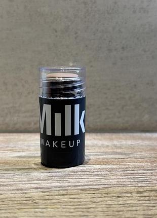 Кремовий контур milk make up у найсвітлішому відтінку smolder