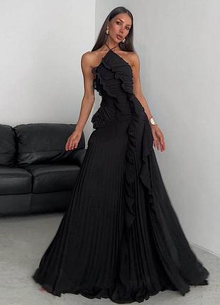 Розпродаж сукня prettylittlething з рюшами