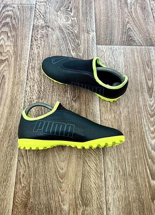 Дитячі сороконіжки, копочки, футзалки puma ( 34,5 розмір )