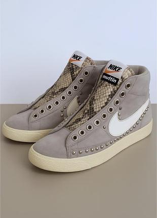 Кросівки від nike