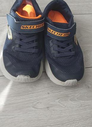 Кроссовки skechers