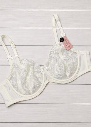 Шикарний брендовий бюстгальтер hunkemoller