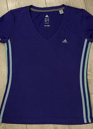 Фіолетова футболка adidas