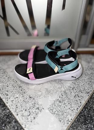 Чорні спортивні босоніжки сандалі puma