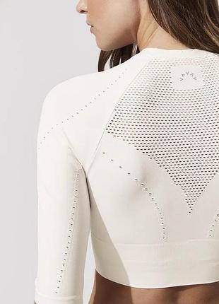 Укороченный спортивный топ (кроп-топ) с рукавами бренда varley, модель fletcher seamless 3/4 sleeve crop top
бесшовный топ кроптоп премиум бренда