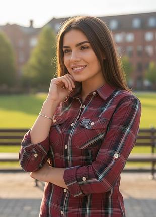 Жіноча бавовняна сорочка в червону клітку від бренду superdry