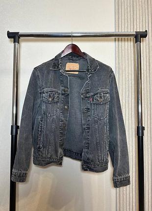 Чоловіча джинсова куртка levi’s   •розмір s