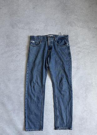 Джинси calvin klein jeans синього кольору розмір w30 l30