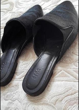 Мюлі жіночі ворсисті ( поні) zara