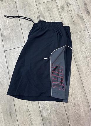 Xl | вінтажні нейлонові шорти nike big logo