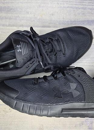 Кроссовки under armour
