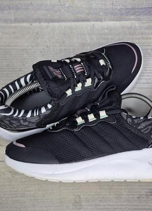Кроссовки adidas