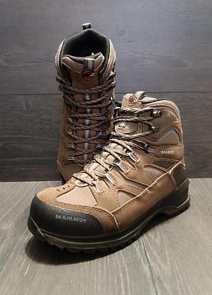 Черевики mammut стан нових., 38-24см.