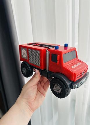 Автомодель klein пожежний автомобіль unimog