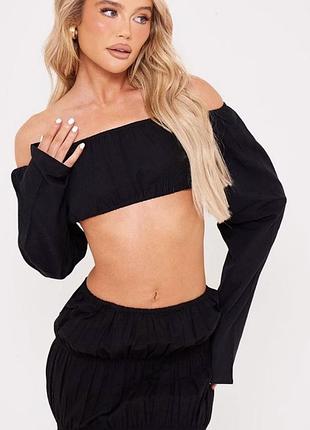 Чорний топ з відкритими плечима від prettylittlething 4 (eur 32)