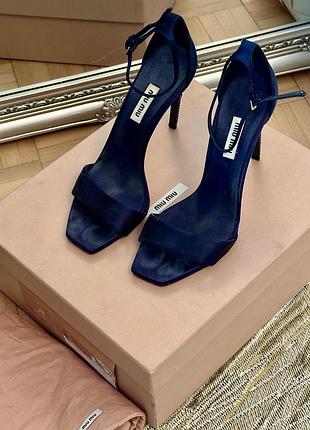 Босоніжки miu miu із кристалами, темно-синя замша, 37р