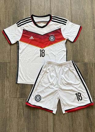 Дитяча ретро футбольна форма німеччина 2014 крос для дітей адідас adidas футболка та шорти kroos germany