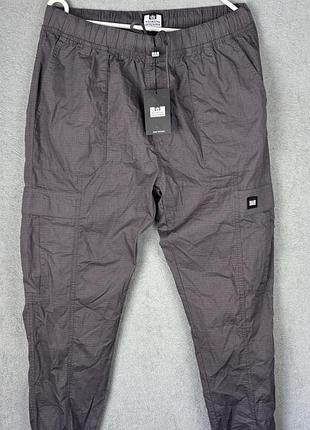 Карго штани weekend offender new