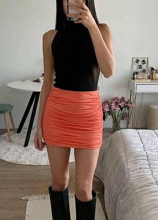 Помаранчева міні-спідниця зі зборками missguided 🧡
