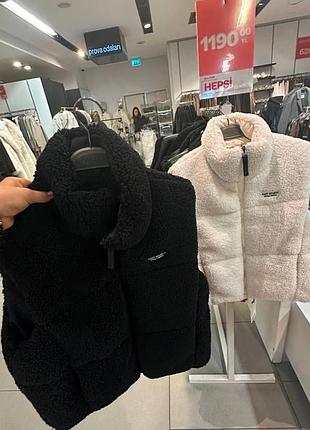 Жилетка - 650грн