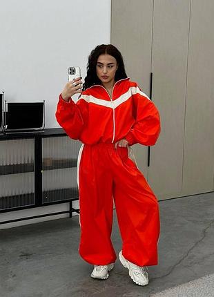 Костюм двухцветный из плащевки