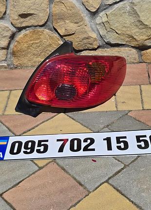 Задний фонарь стоп с платой правый peugeot 206, пежо 206