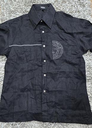 Шикарная рубашка versace jeans черного цвета на пуговицах.