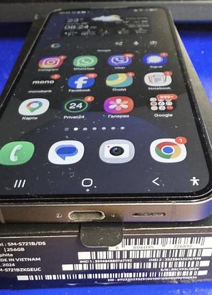 Смартфон samsung galaxy s24fe