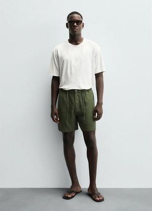 Regular fit колір: зелений 30% льон 70% бавовна шорти-бермуди стандартного крою із суміші льону та бавовни.
