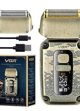 Електробритва vgr v-337 gold для чоловіків із плавальними головками для комфортного гоління без подразнення